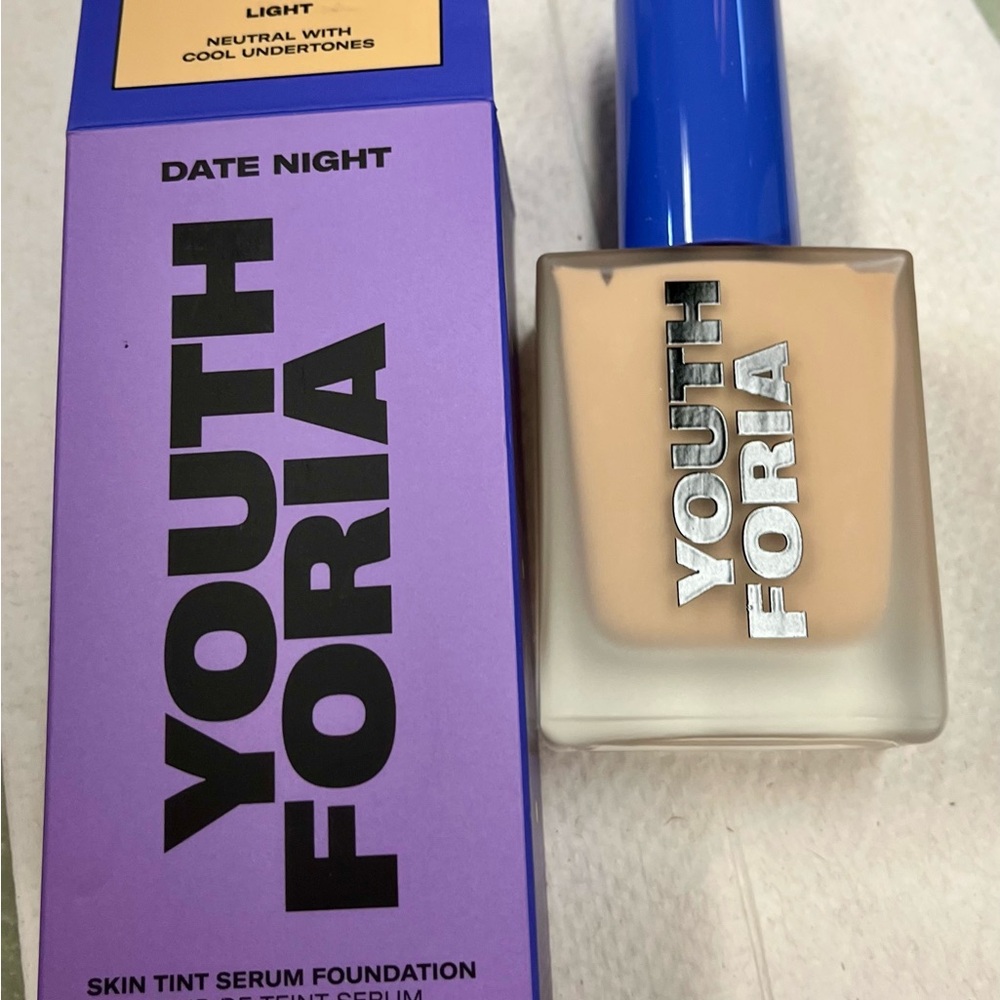 Youthforia Date Night Skin Tint Serum Foundation
Shade: 230